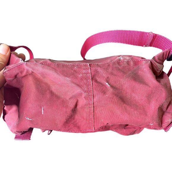 Fjallraven "Kanken" Maroon Backpack, 13" Laptop Sleeve -- Beat Up But Good - Picture 6 of 13